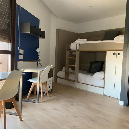Residencia De Estudiantes Xior Teatinos Solo Estudiantes Appartement Málaga
