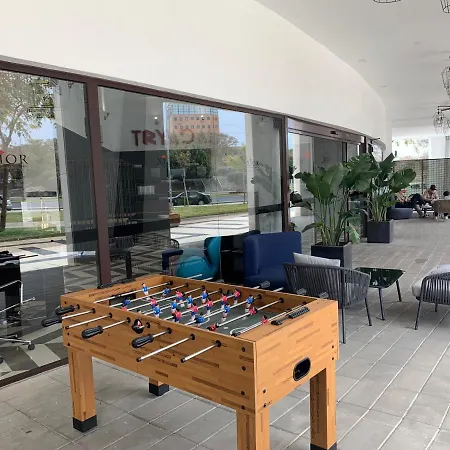 Residencia De Estudiantes Xior Teatinos Solo Estudiantes Málaga